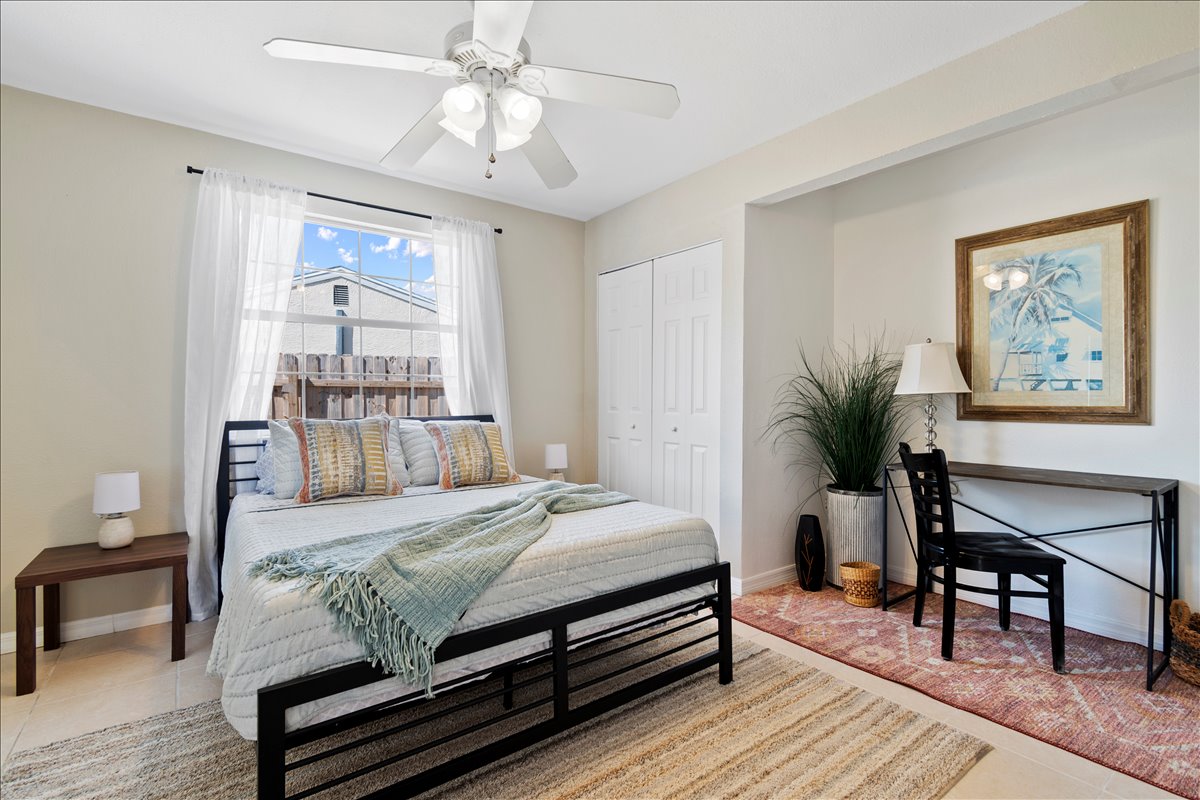 Bedroom with desk