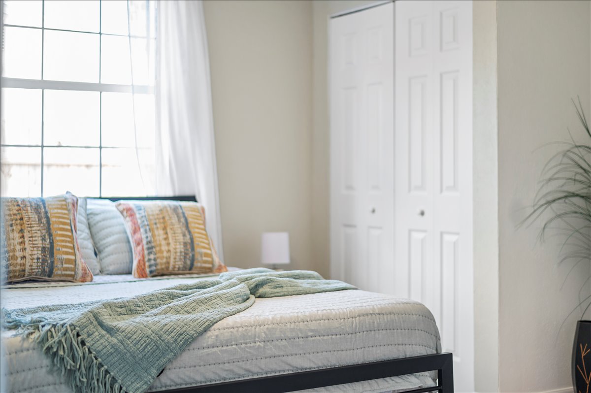 Bedroom detail